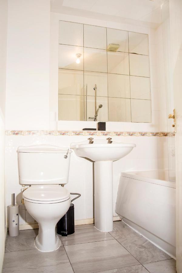 Cosy 3-Bed Home Close To City Centre Manchester Ngoại thất bức ảnh